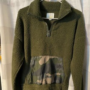 Green Aerie sherpa, size M